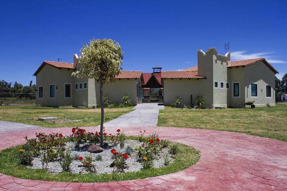 Teoticamp Hotel San Juan Teotihuacan Bagian luar foto
